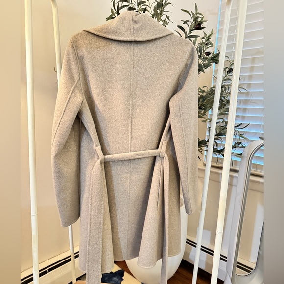 Banana Republic Coat Size S - Picture 5 of 8